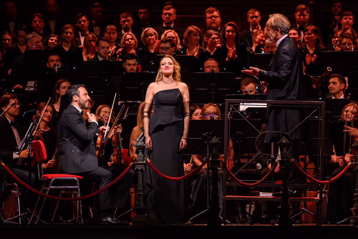 Я ніколи не ставила собі вимог, а просто насолоджувалася співаючи